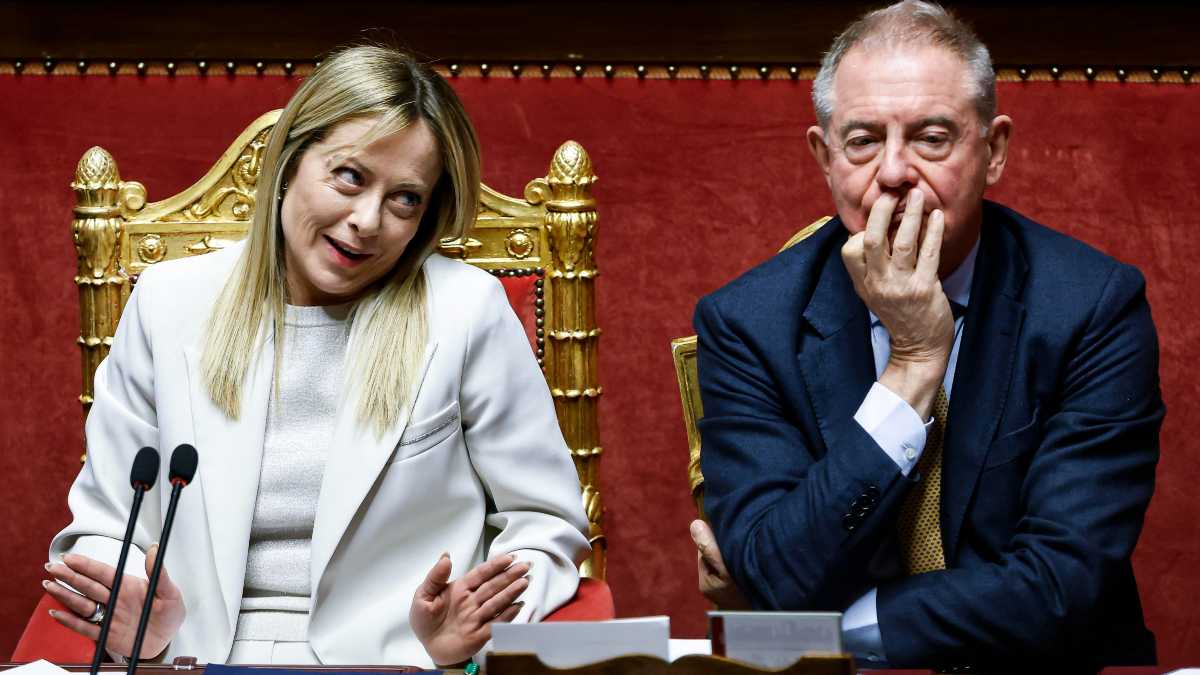 Immagine di I “calci” di Meloni: Urso, Gravina, il 3 per cento. Il “caso” Piantedosi