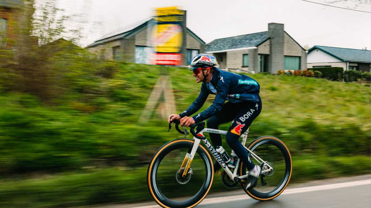 Immagine di Van Aert, Evenepeoel e il Giro delle Fiandre che vorrebbe tornare fiammingo