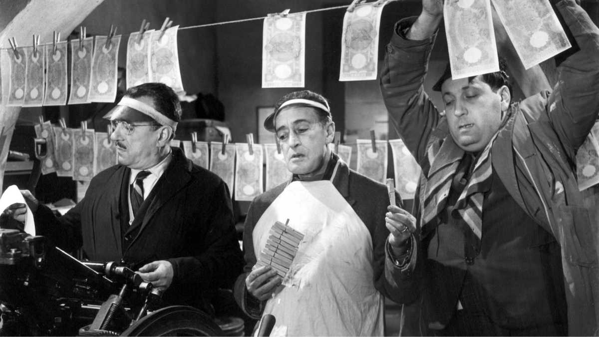 Immagine di Settant’anni fa “La banda degli onesti”, che i critici chiamarono “filmetto”