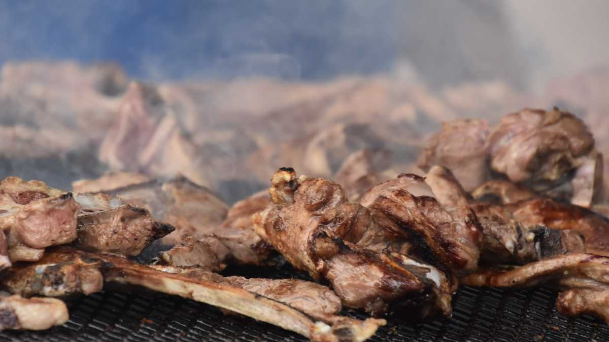 L'onnipresente agnello pasquale che sconfessa i vegani