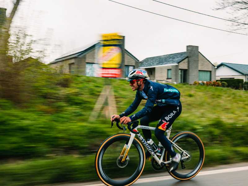 Van Aert, Evenepeoel e il Giro delle Fiandre che vorrebbe tornare fiammingo