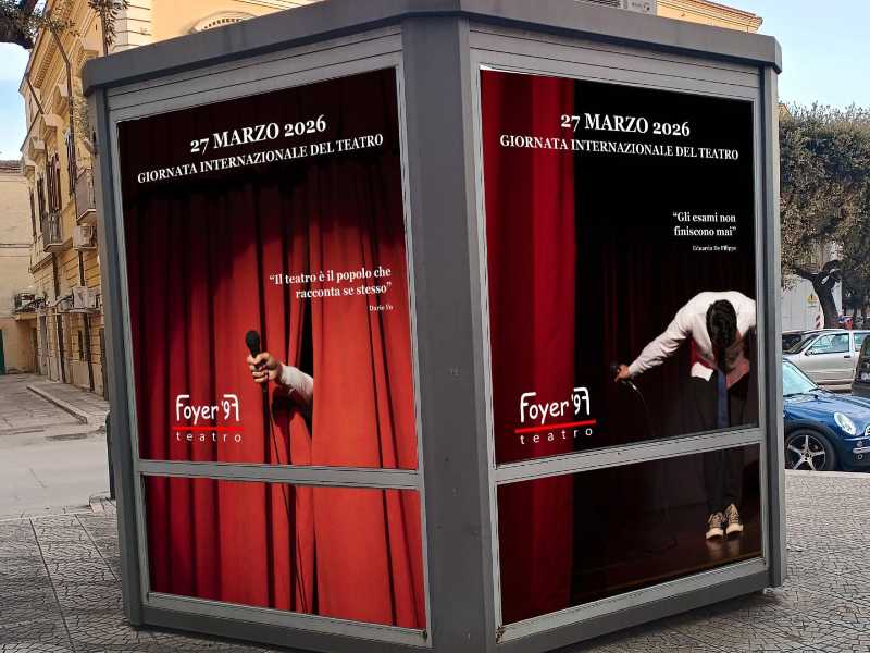 Edicola abbandonata nel Foggiano diventa un teatro Repliche ogni 15 minuti e solo 6 posti (Per gentile concessione di Francesco Gravino-Valeria Giammetta via ANSA)
