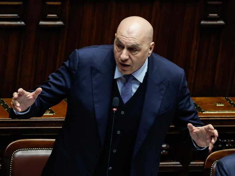 Il ministro della Difesa Guido Crosetto alla Camera dei Deputati durante le comunicazioni del Governo sulla crisi in Iran, Roma, 5 Marzo 2026. ANSA/GIUSEPPE LAMI