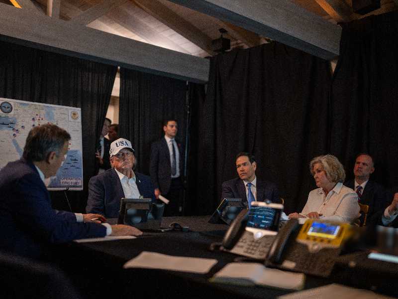 Nella situation room di Trump. Così ha dato il via libera alla guerra all’Iran