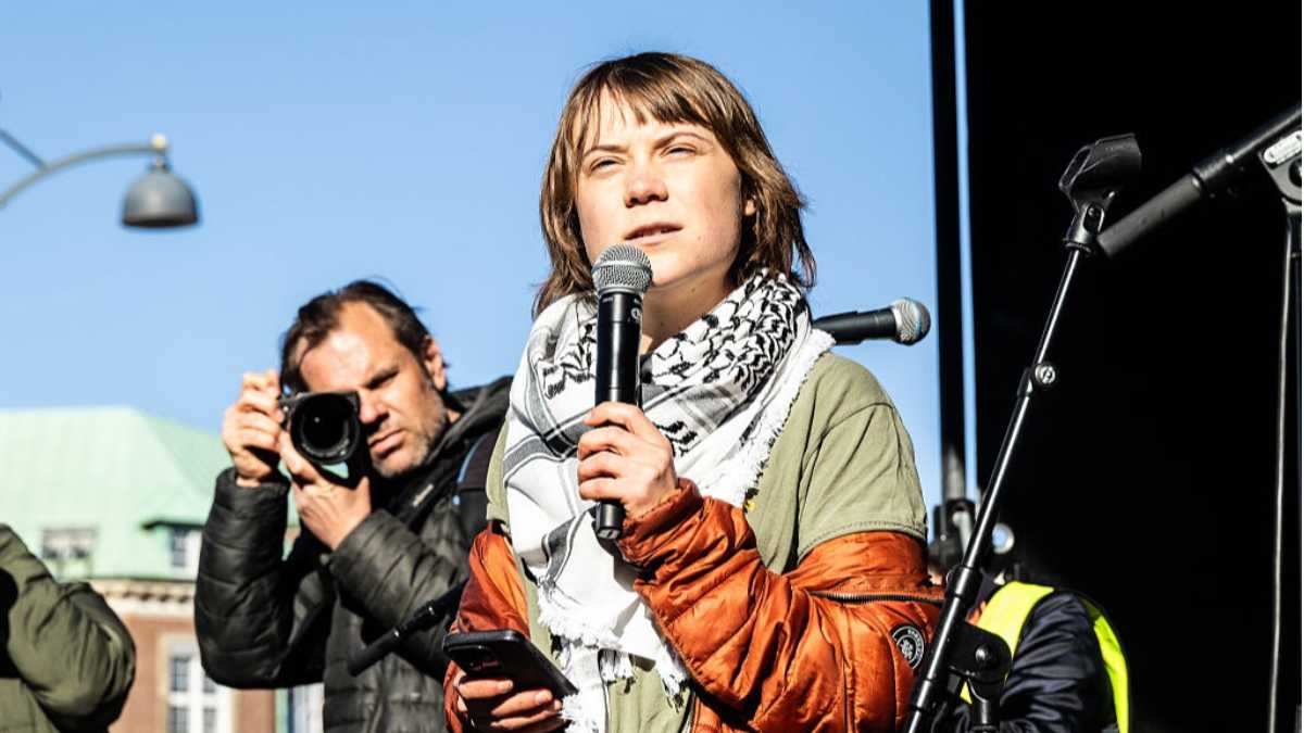 Immagine di Dopo mesi di silenzio sui massacri, Greta scopre l’Iran. Per attaccare America e Israele