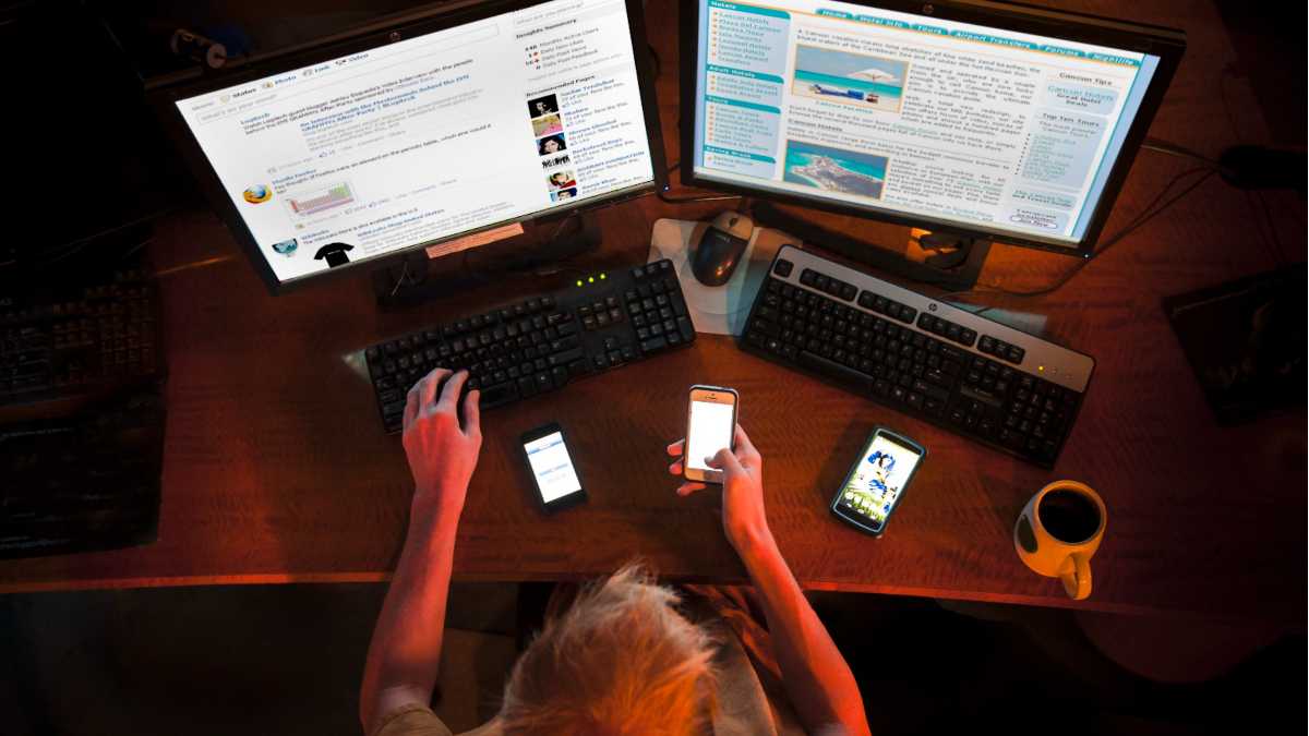 Immagine di Contro i social si leva un coro d’indignazione che grida all’Apocalisse antropologica. Un rito plurisecolare