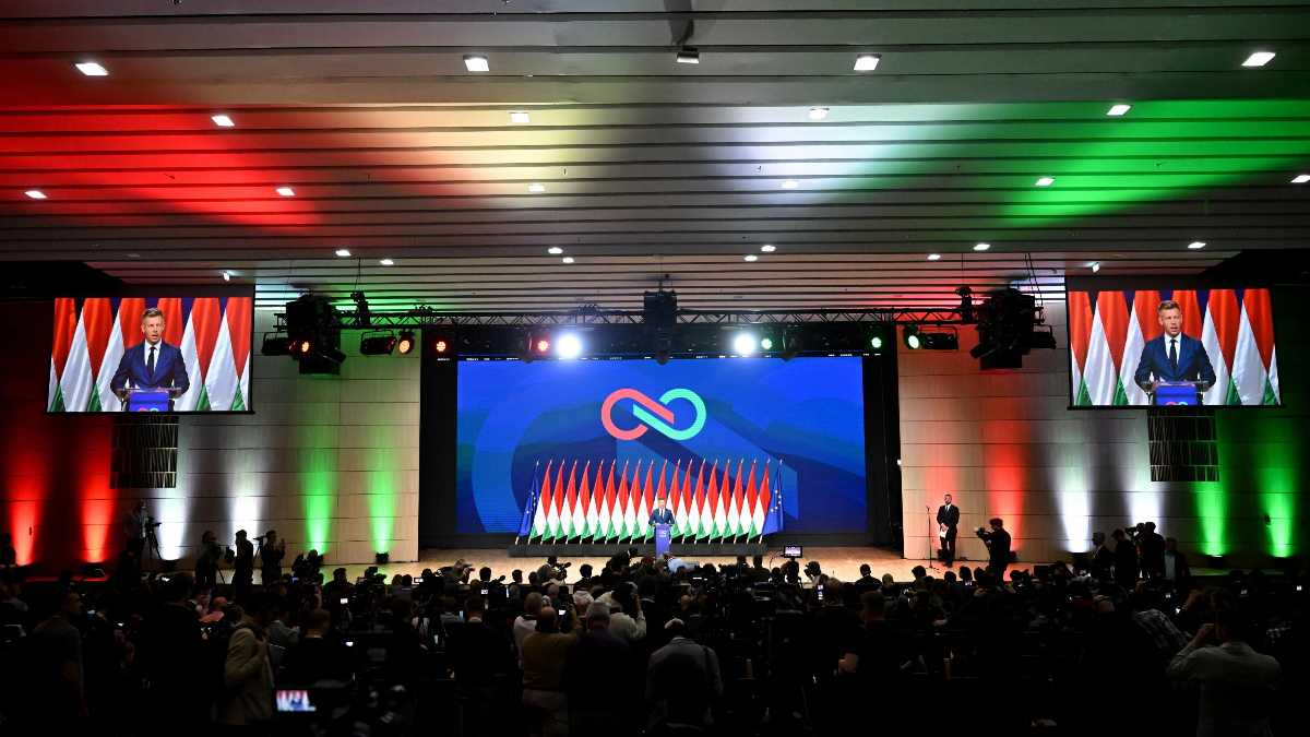 Immagine di Oggi Orbán, domani Trump. Il liberalismo può saltare, il voto sovrano no