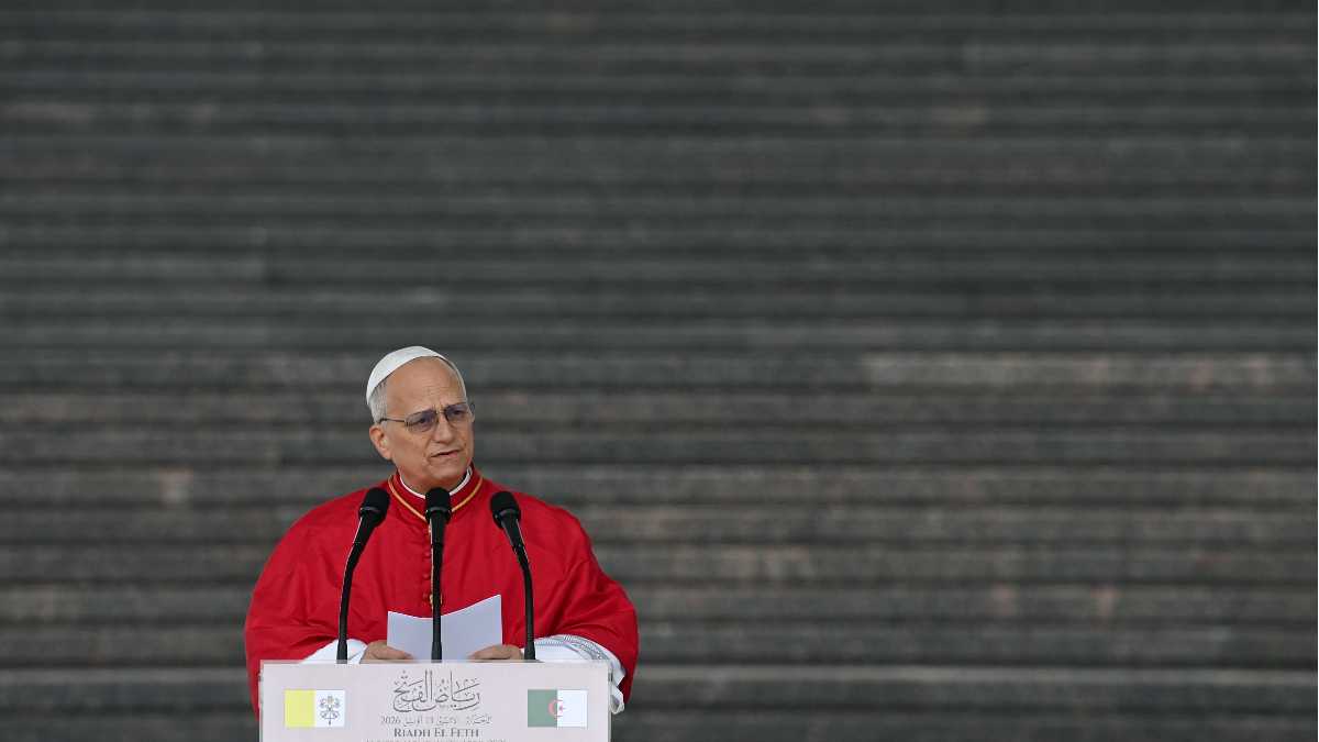 Immagine di Leone non perderà neanche un minuto per salvare Trump