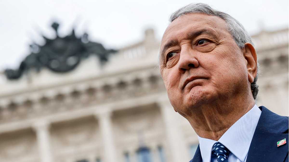 Immagine di Il capogruppo di Forza Italia Barelli lascia. La frecciata ai Berlusconi: "I partiti si guidano da dentro"