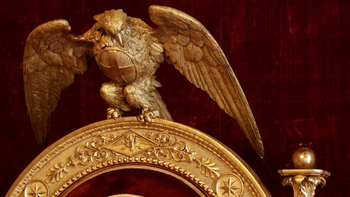 Immagine di Meglio l'esilio che tornare in patria. Maestà, restate dove siete