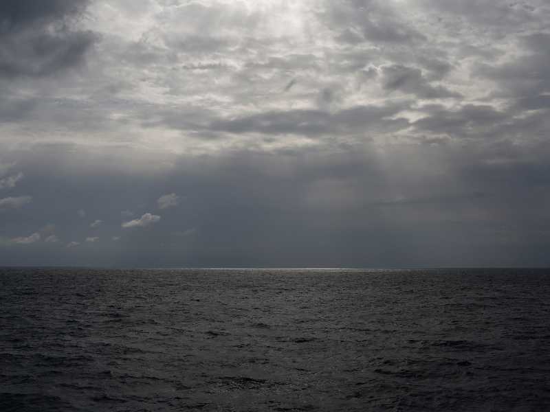 Il mare Mediterraneo al largo della Libia (AP Photo/Renata Brito)