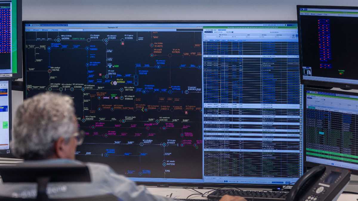 Immagine di Guerra ed energia, che fare? Idee e mosse di Guidesi e Sertori