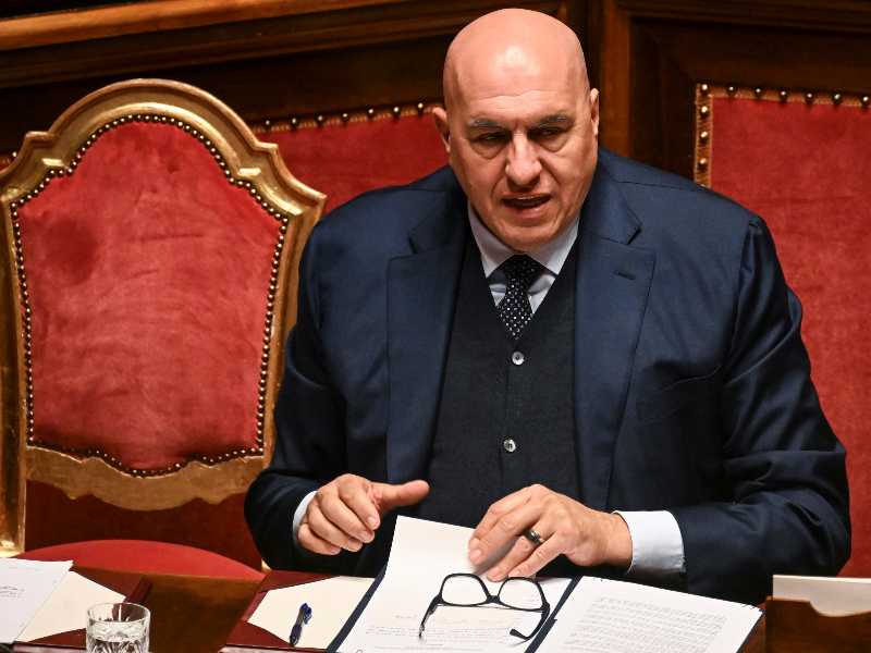 Il ministro della Difesa, Guido Crosetto, durante il question time al Senato, Roma, 9 aprile 2026. ANSA/RICCARDO ANTIMIANI