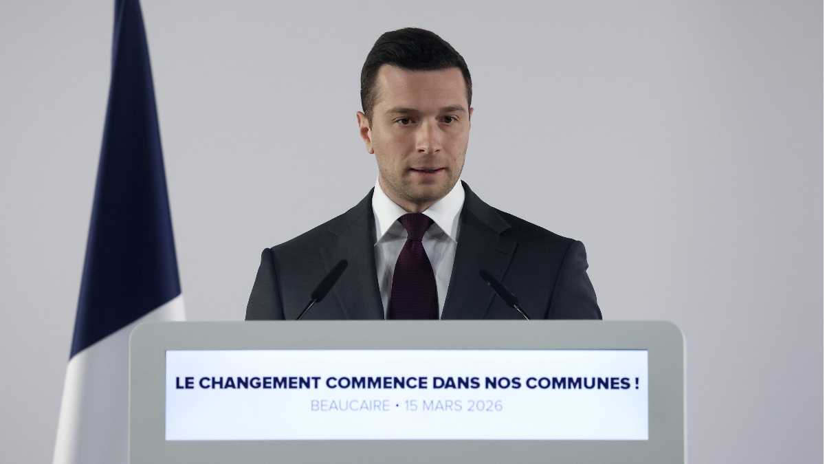 Immagine di I Borbone dei Parioli. La love story tra Jordan Bardella e la principessa