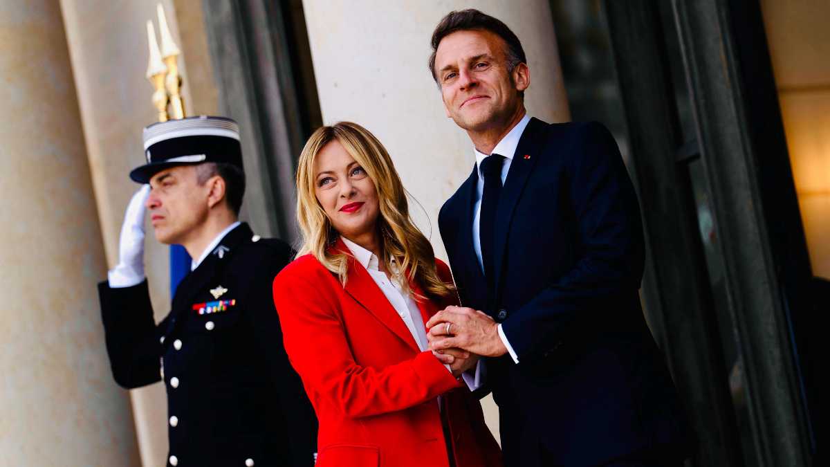 Immagine di L'affetto ritrovato tra Macron e Meloni