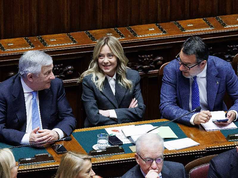 La presidente del Consiglio Giorgia Meloni, il ministro degli Esteri Antonio Tajani (sx) e il ministro delle Infrastrutture Matteo Salvini (Foto Roberto Monaldo per LaPresse)