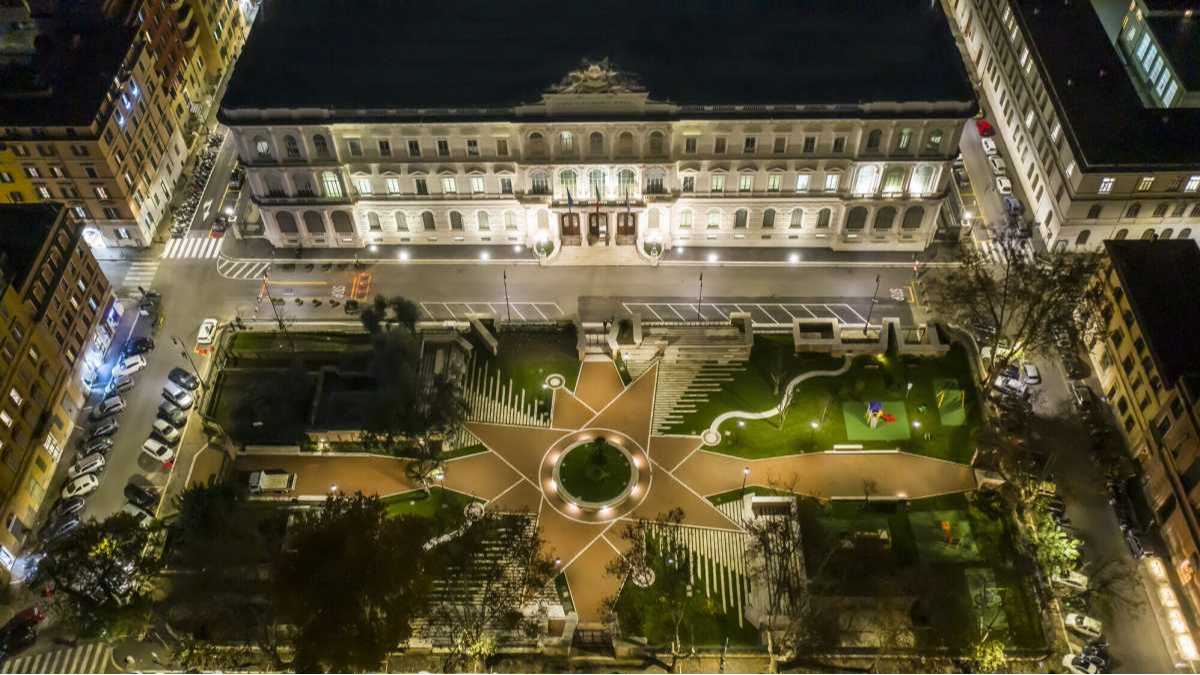 Immagine di Spie, fondi riservati e cinquecento intercettazioni illegali: il caso Del Deo