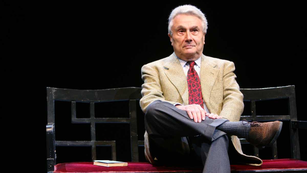 Le opere e i giorni, le serate e gli incontri. L’irresistibile biografia di Arbasino scritta da lui stesso