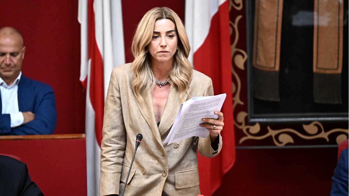 Immagine di Nuovi paternalismi di stato. I cortocircuiti politici sulle pubblicità contro i combustibili fossili