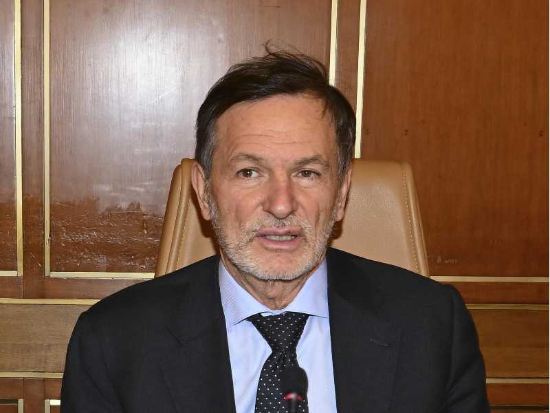 Alberto Balboni, presidente della Commissione affari costituzionali del Senato, nel corso dell’audizione del ministro dell’Interno, Matteo Piantedosi, sulle linee guida del ministero a Roma, 28 febbraio 2023.ANSA/MAURIZIO BRAMBATTI