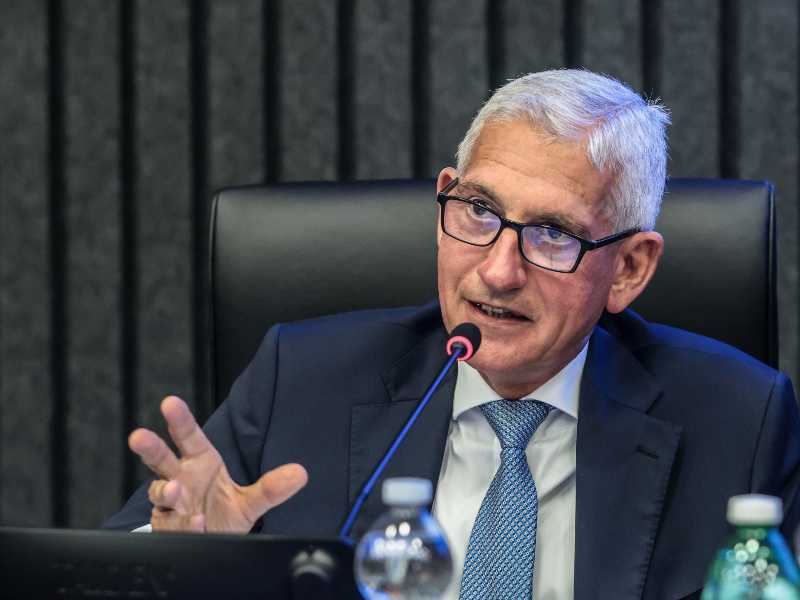 Giovanni Caravelli, direttore dell'Aise ( Agenzia informazioni e sicurezza esterna) al convegno "L'intelligenza artificiale e le nuove sfide alla giustizia e alla sicurezza interna e internazionale" organizzato al Palazzo di Giustizia di Napoli 8 luglio 2025ANSA / npk