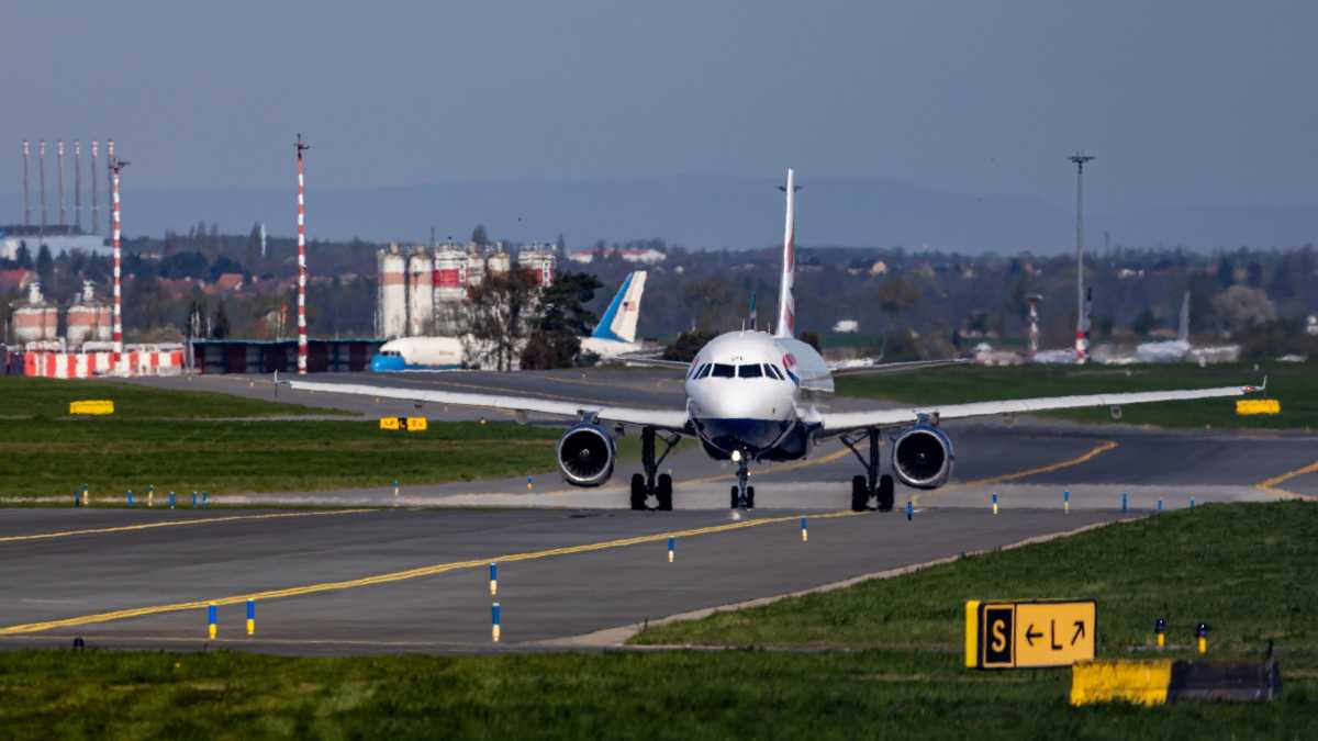 Immagine di Quanto carburante per aerei c'è ancora e da dove viene. Il punto