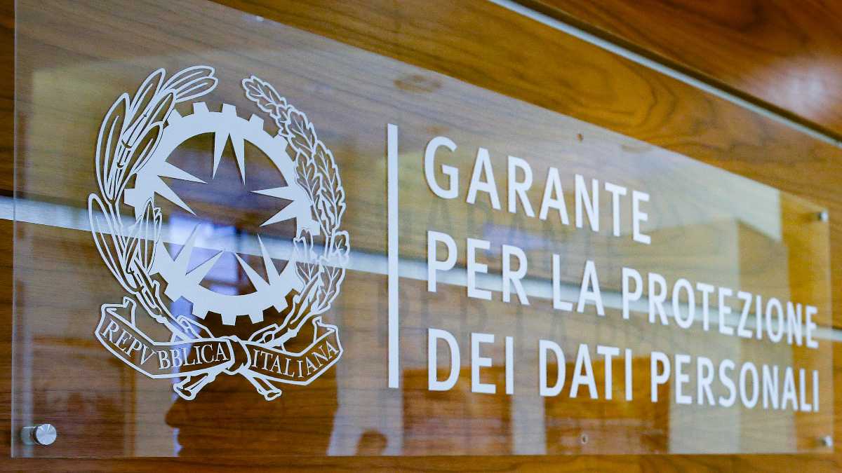 Immagine di Il Garante della privacy richiama i media sul caso escort a Milano: "Si rispetti la dignità degli interessati"