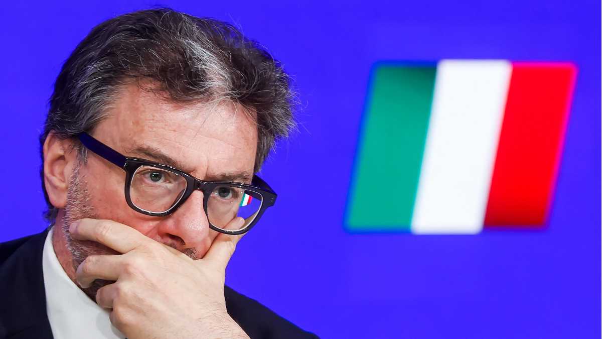 Destra e sinistra svelano la loro ipocrisia, dal deficit al Pnrr