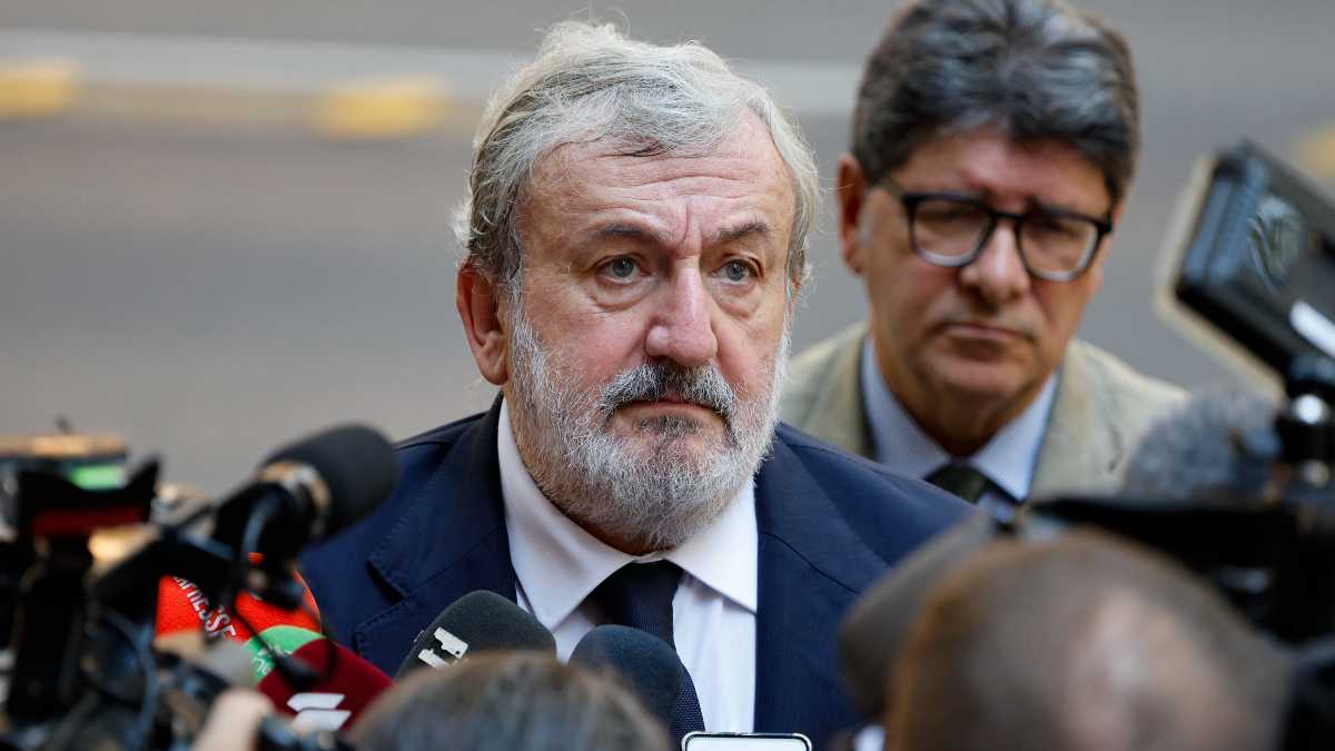 Il caso Emiliano-Decaro è una commedia. I malumori al Csm