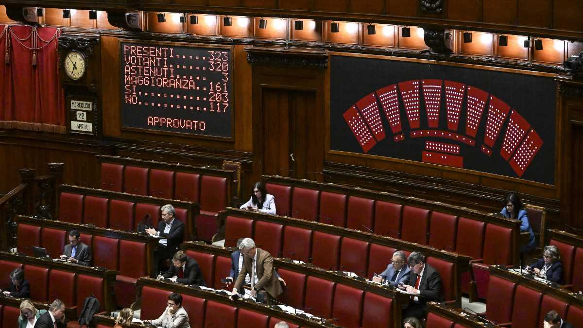Immagine di La Camera approva il decreto Sicurezza. Il Cdm vara subito il correttivo sui rimpatri. La firma di Mattarella