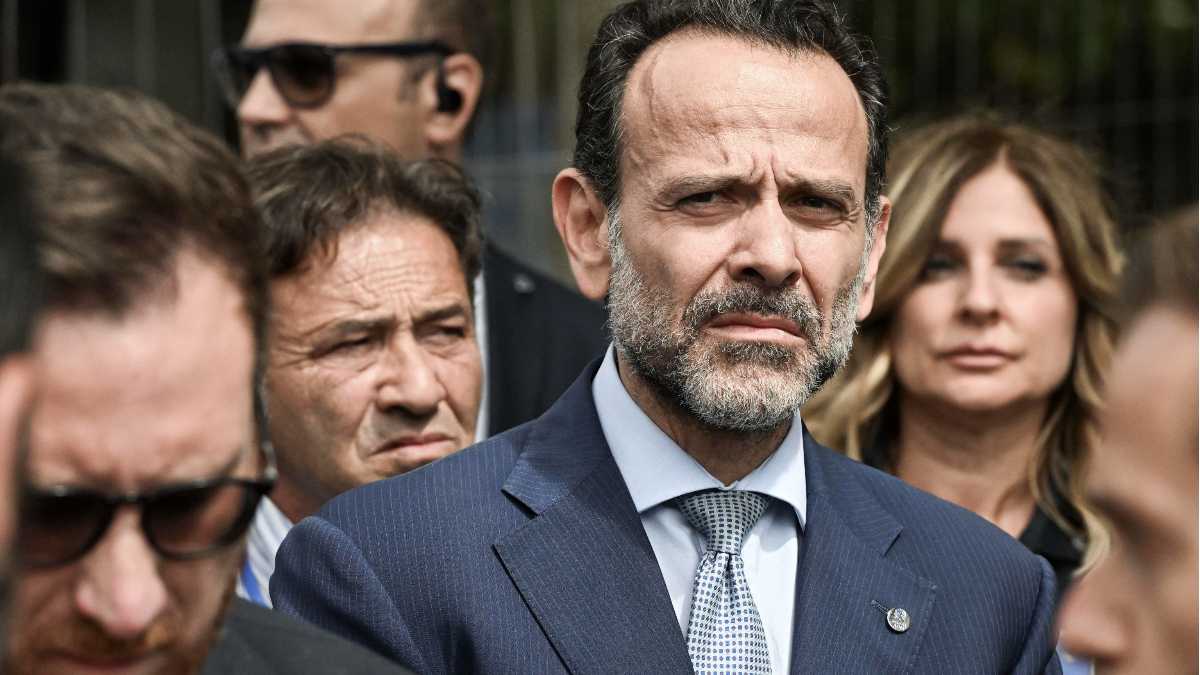 Immagine di Dopo le foto tarocche gli hacker: la maledizione del sito di Minenna