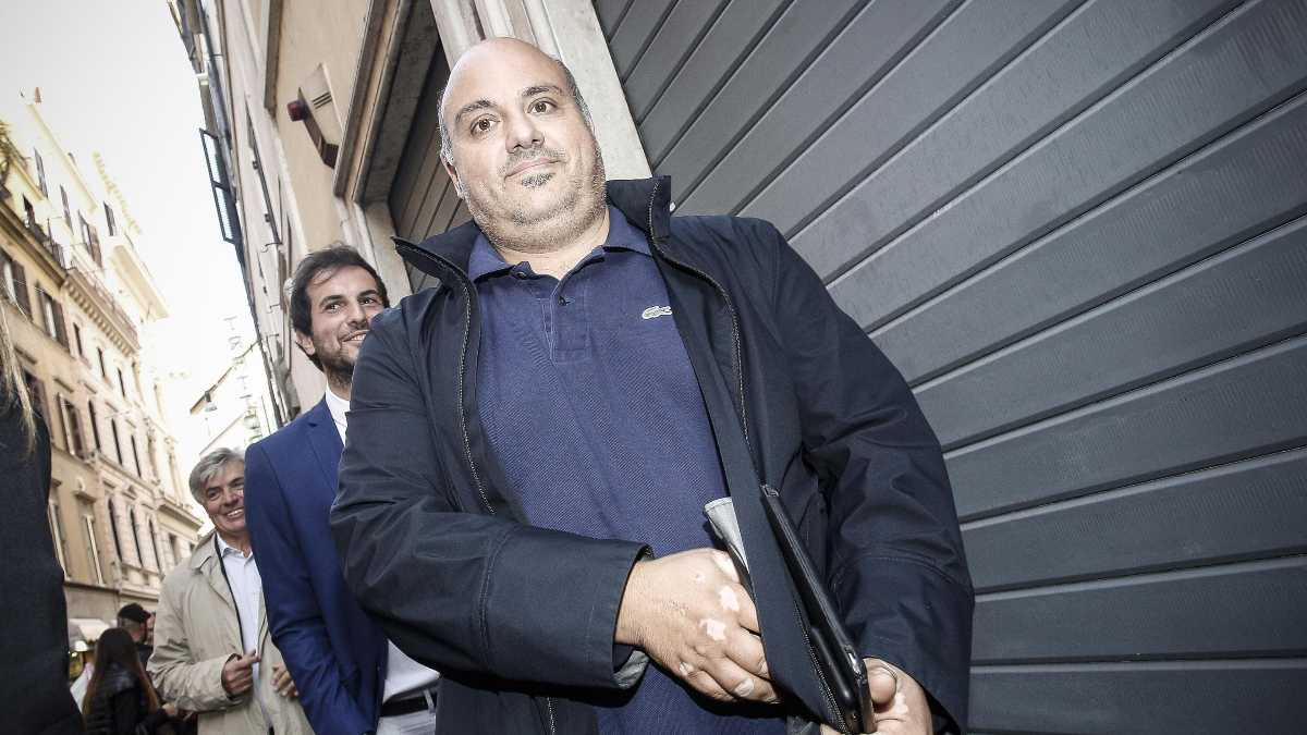 Immagine di Sotto la Torre si consuma l’ennesimo pasticciaccio pd. Stumpo commissario