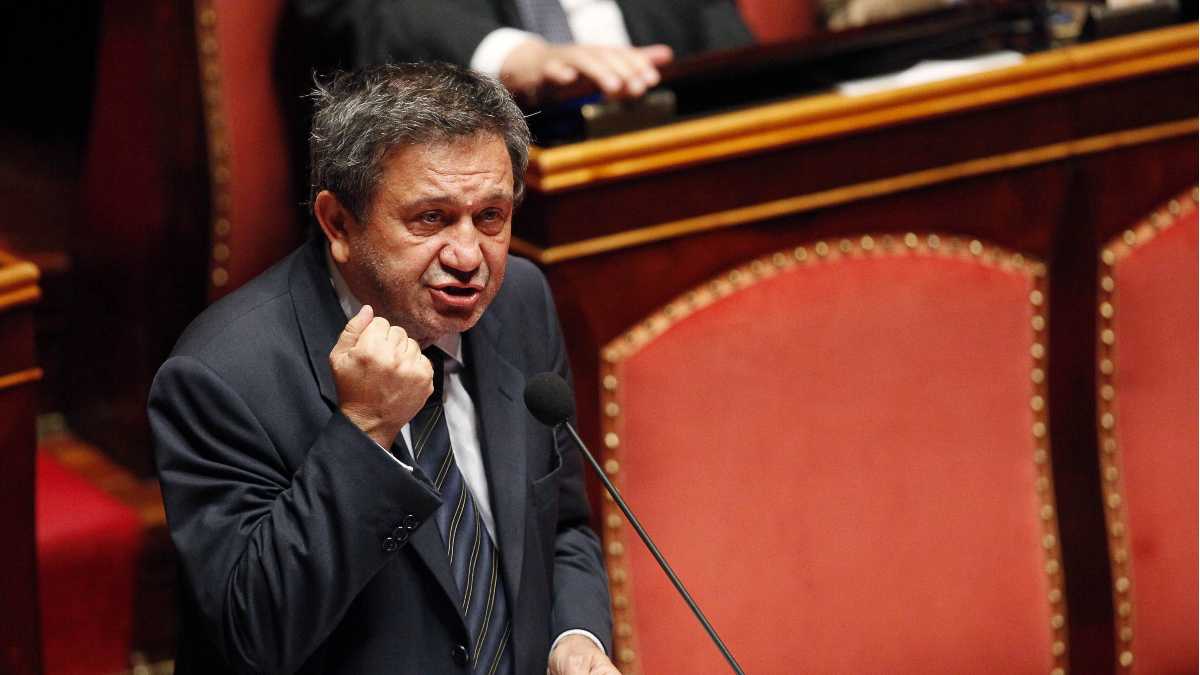 Quindici anni di gogna. Il racconto del senatore Azzolini