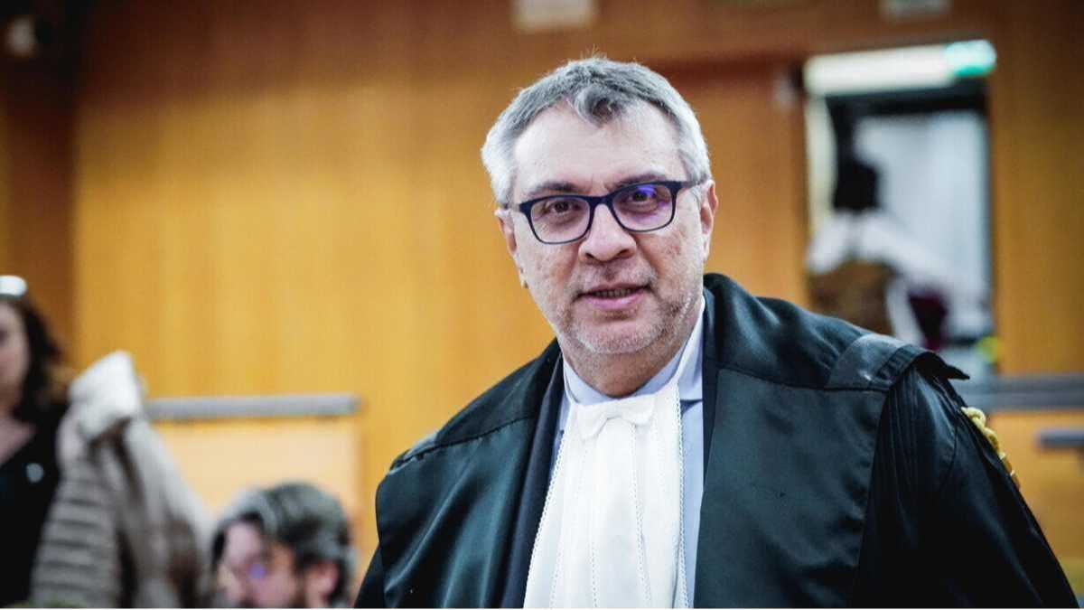 Il caso Colace: per Csm e Cassazione non può più fare il pm, ma intanto impugna un'assoluzione