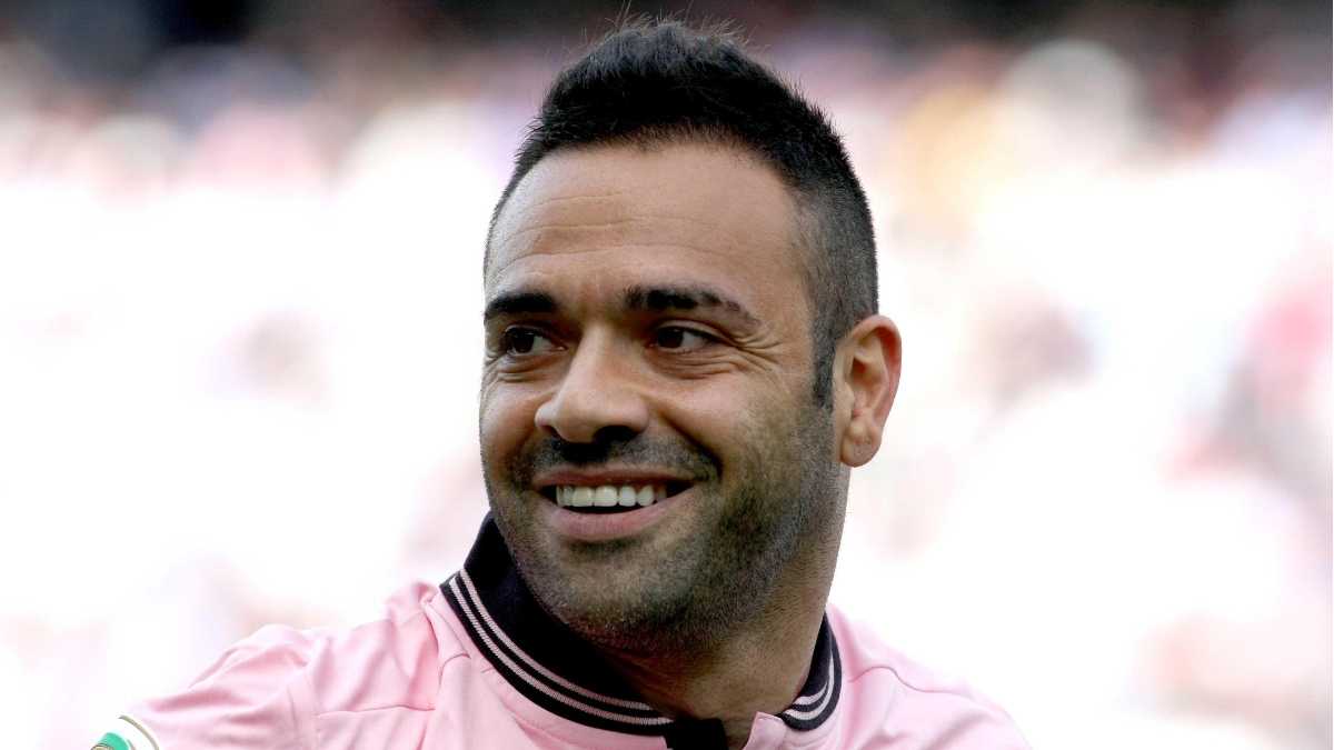 Immagine di “Come sono riuscito a voltare pagina”. Intervista a Fabrizio Miccoli