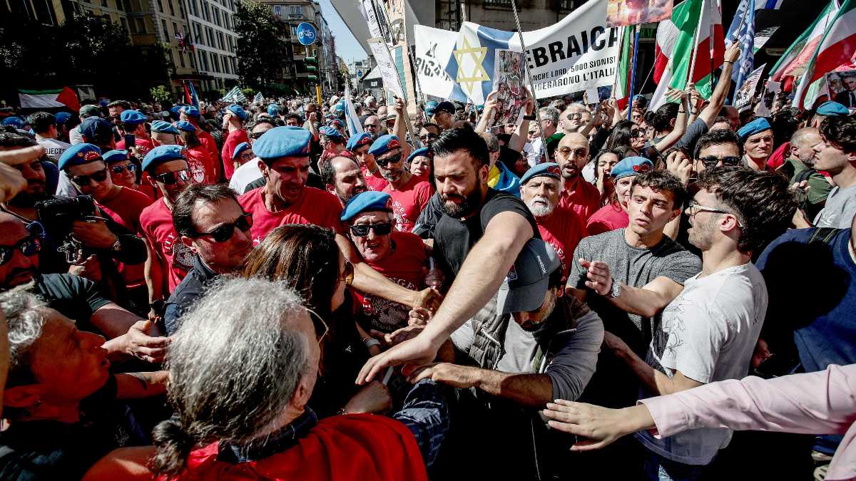 Immagine di Evidentemente solo a re Carlo sarebbe concesso fare umorismo macabro sulla Brigata ebraica