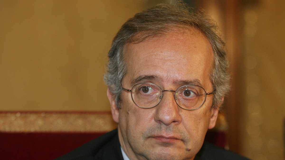 Immagine di Veltroni sul Corriere intervista Claude e scopre il vero algoritmo del “ma anche”