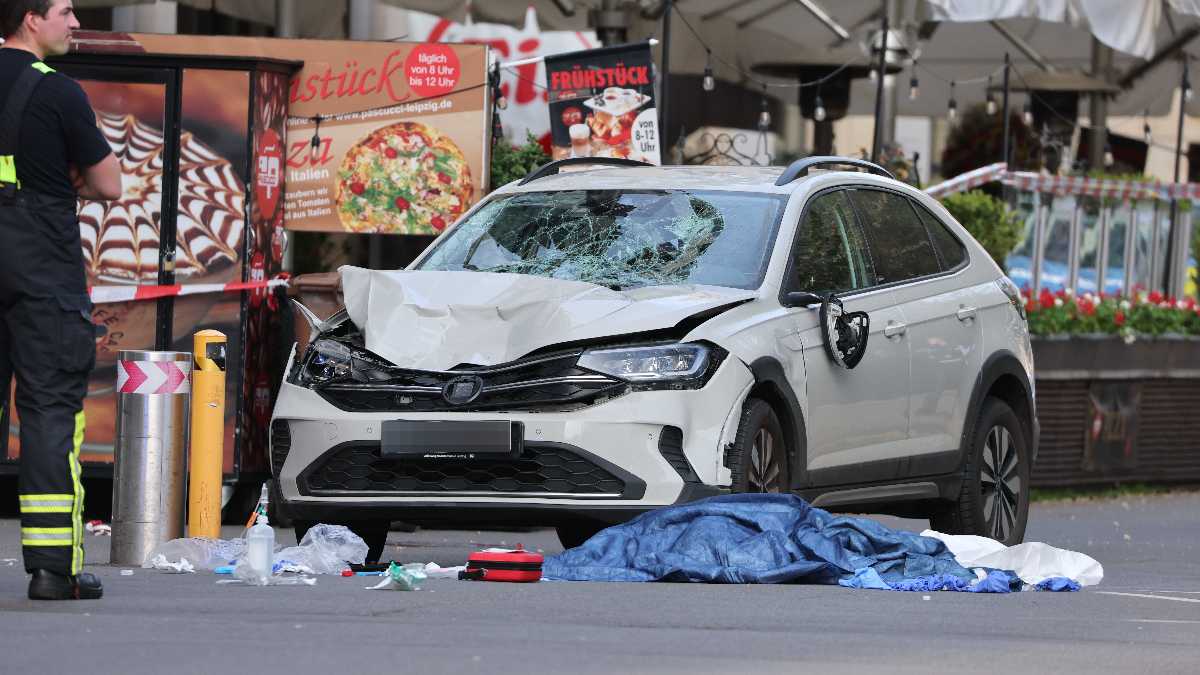 Immagine di Un automobilista ha investito diversi pedoni nel centro di Lipsia