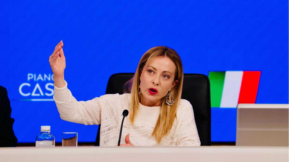 Immagine di Meloni oltre il record: vuole superare Berlusconi ma anche dare un segnale prima del voto. I ministri sotto esame