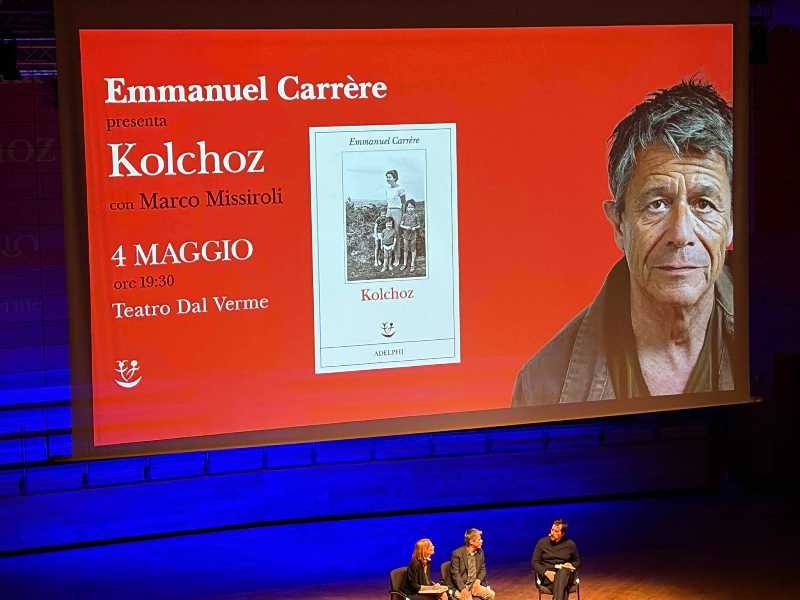 Vestivamo alla georgiana. Metti Carrère a Milano