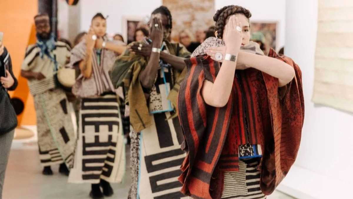 Immagine di Manuale di resistenza per ragazze di talento. Intervista a Ilaria Capua