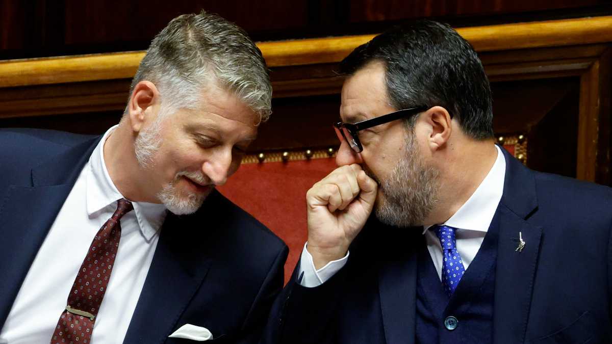 Immagine di Giuli e la lite con Salvini nella chat dei ministri e il leader della Lega: "Ma..."