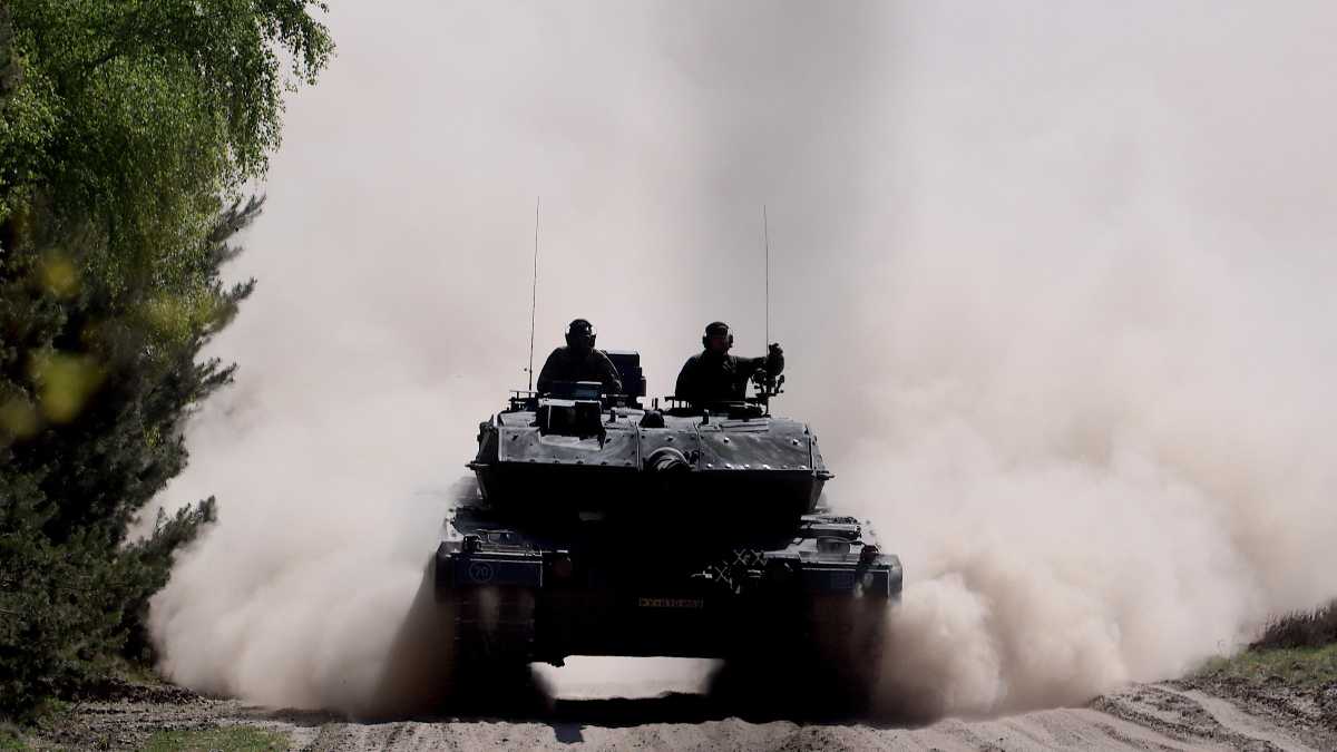 Immagine di Più un paese europeo inveisce contro Israele, più dipende dalle sue risorse militari