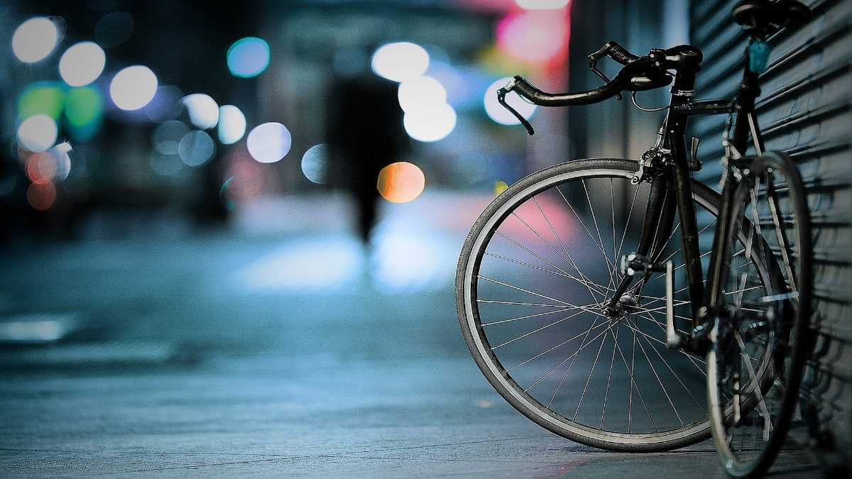 Immagine di Per Bakari Sako, il bracciante in bicicletta