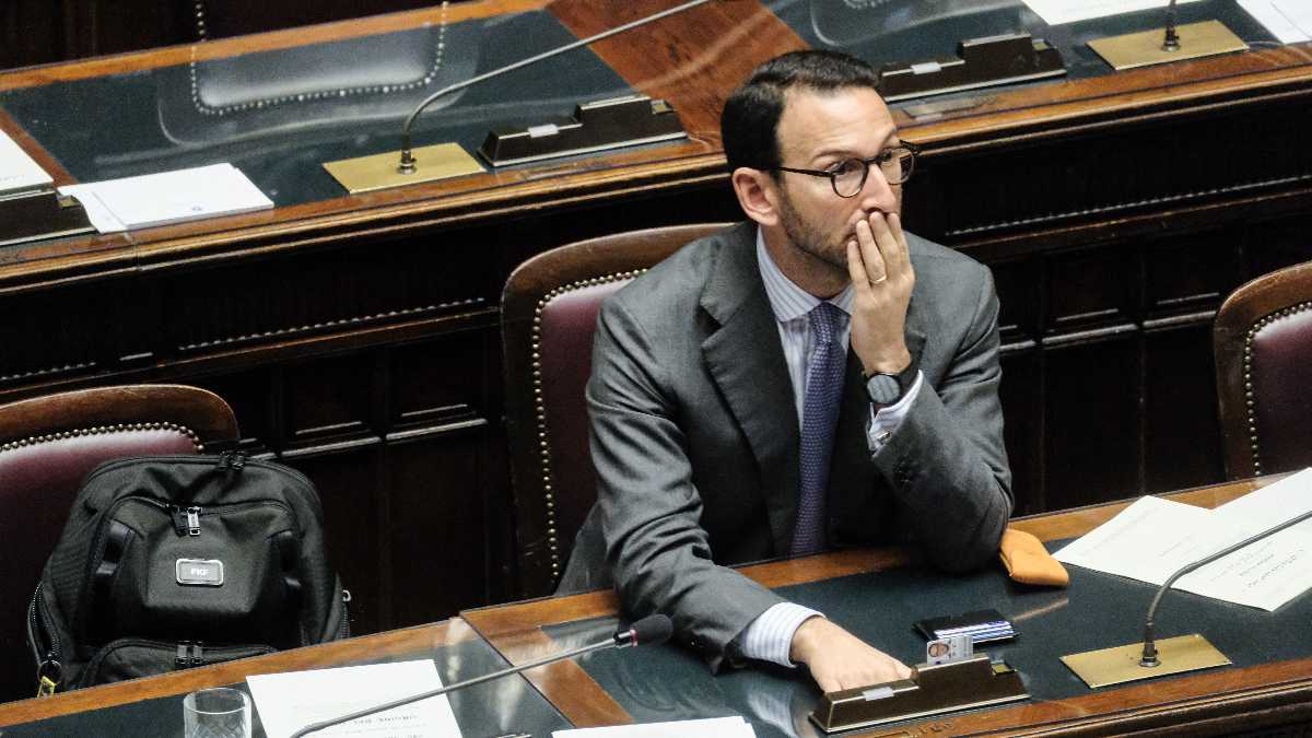 Immagine di Il ritiro di Freni dalla corsa alla Consob, sberla a Salvini e Giorgetti