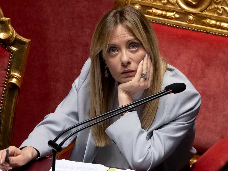 Meloni rivendica i quattro anni di governo, ma ha poche idee per l’ultimo