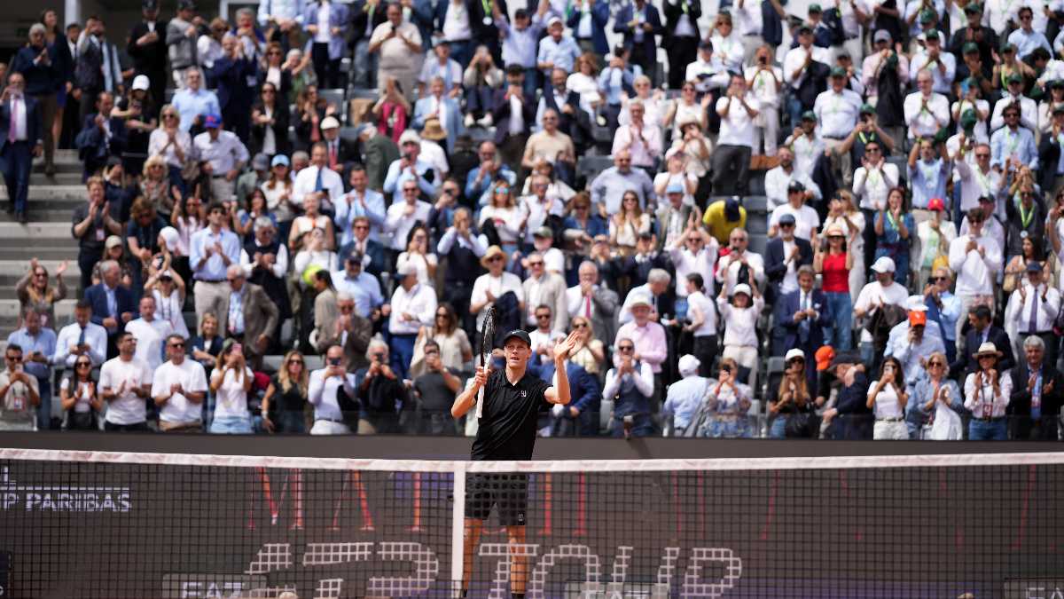 Immagine di Snob, osti e grillini in tribuna, Baggio fuori: benvenuti agli Internazionali