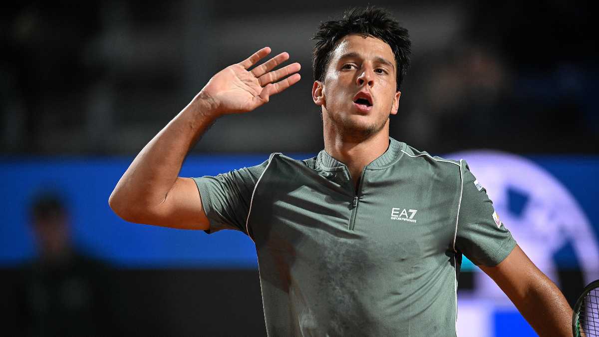 Immagine di La folle notte sudamericana di Luciano Darderi, l'oriundo del tennis italiano