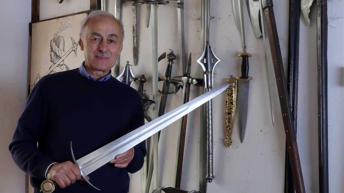 Immagine di Fulvio Del Tin: “In ogni spada che forgio rivivono le storie antiche”