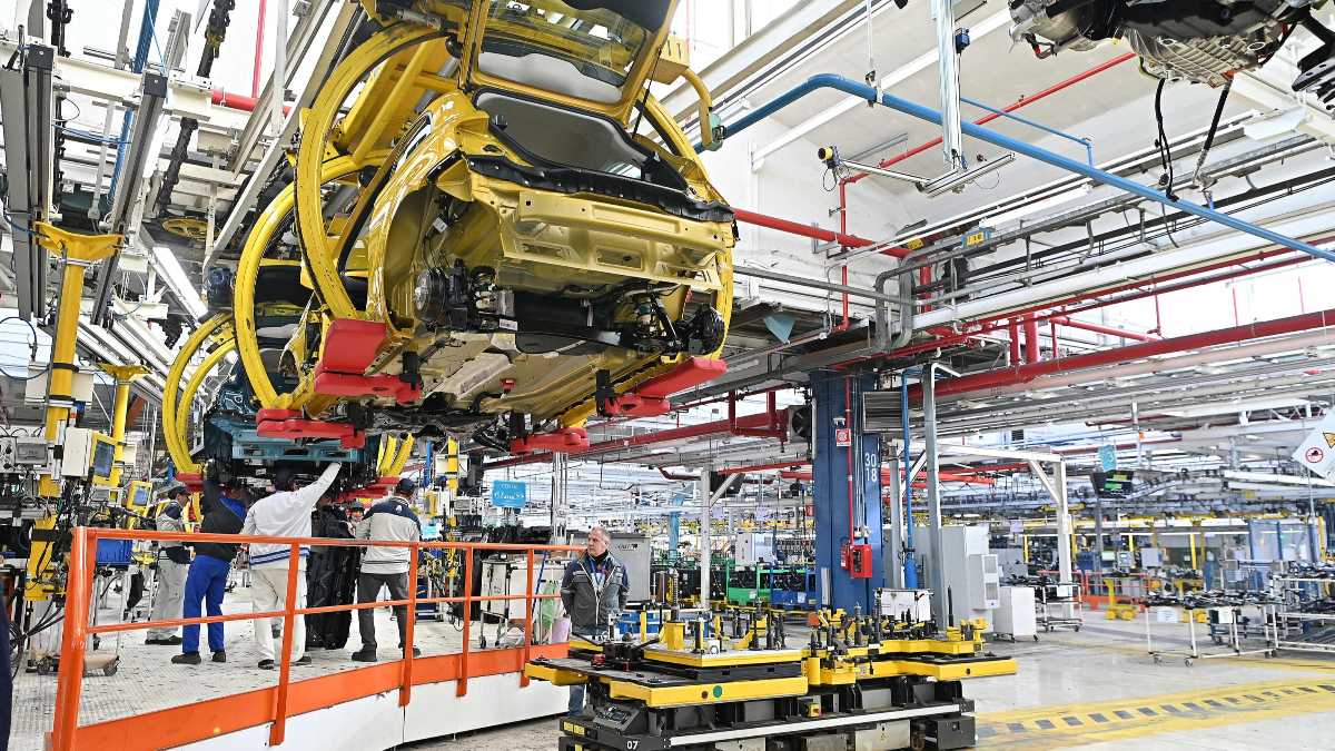 Gli occhi di Pechino su Stellantis ed Electrolux: 